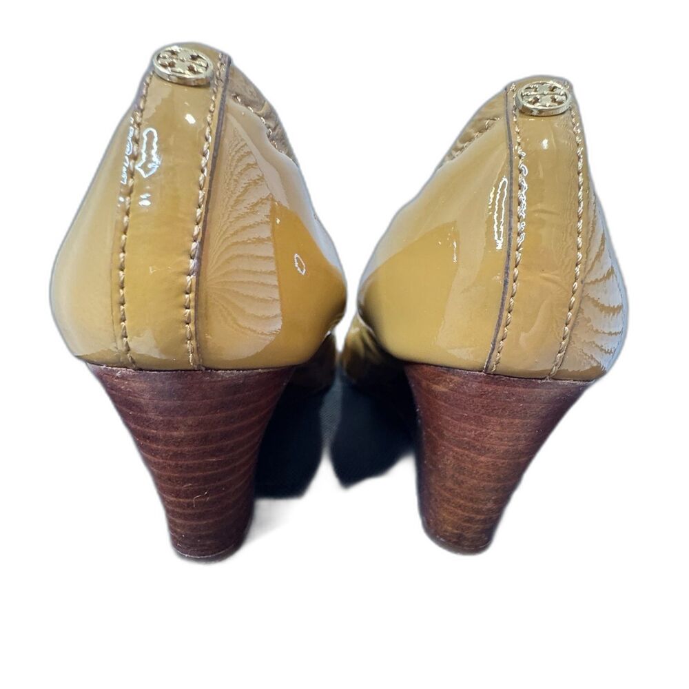 Tory Burch Eddie Ballet Wedges – Size 7M – Patent Leather Gold Medallion - Picture 2 of 14
